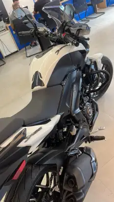 BAJAJ-DOMINAR 400 BAJAJ-DOMINAR 400-2025