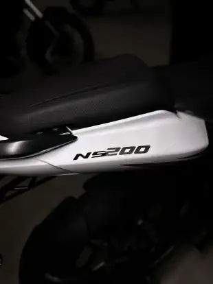 BAJAJ-DOMINAR NS200 BAJAJ-DOMINAR NS200-2026