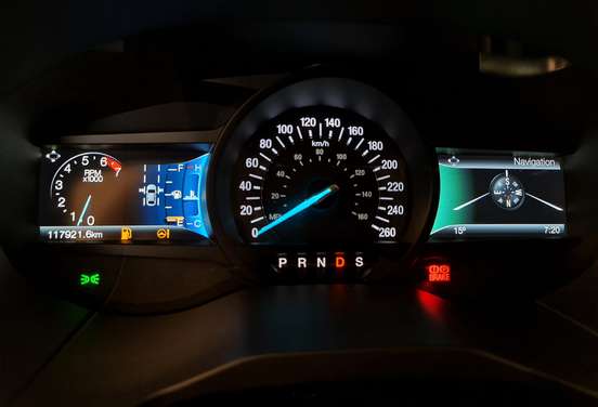 FORD-EDGE-2015