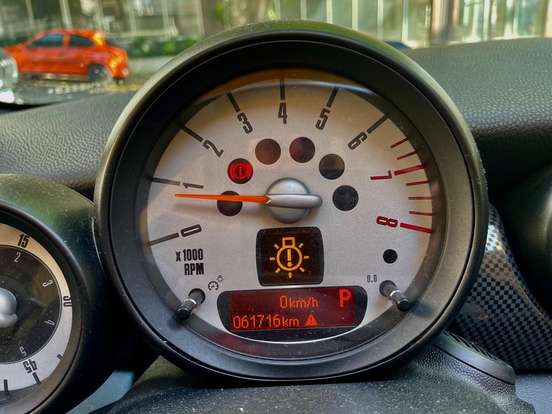 MINI-COOPER-2010