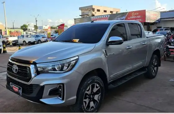TOYOTA HILUX 2.7 SRV 4X2 CD 16V FLEX 4P AUTOMÁTICO