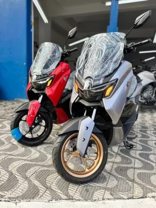 YAMAHA NMAX CONNECTED 160 ABS 