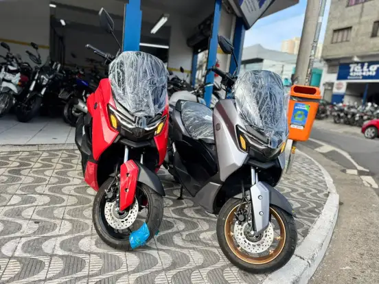 YAMAHA-NMAX CONNECTED 160 ABS-2025