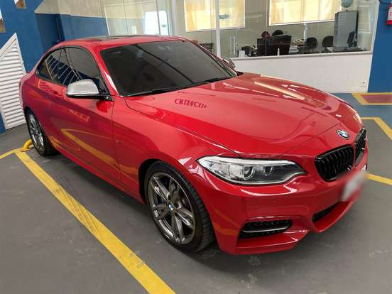 BMW-M 235i-3.0 I6 TURBO GASOLINA 2P AUTOMÁTICO BMW-M 235i-2015
