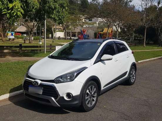 HYUNDAI-HB20X-1.6 16V STYLE FLEX 4P AUTOMÁTICO HYUNDAI-HB20X-2017