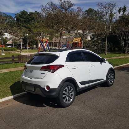 HYUNDAI-HB20X-1.6 16V STYLE FLEX 4P AUTOMÁTICO HYUNDAI-HB20X-2017
