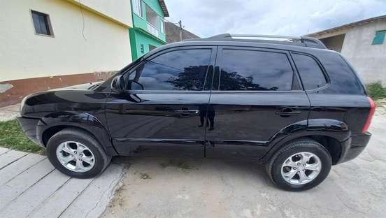 HYUNDAI-TUCSON-2009
