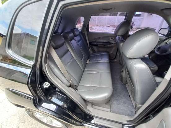 HYUNDAI-TUCSON-2009