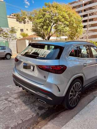 MERCEDES-BENZ-GLA 200-2023