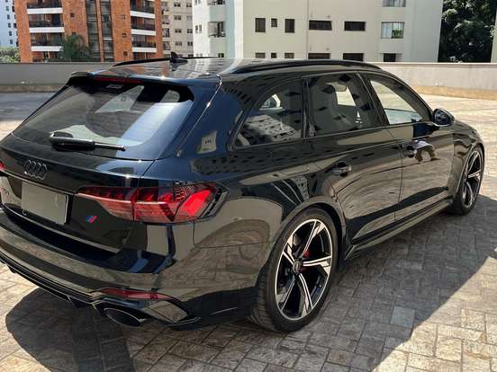 AUDI-RS4-2.9 V6 TFSI GASOLINA AVANT QUATTRO S-TRONIC AUDI-RS4-2021