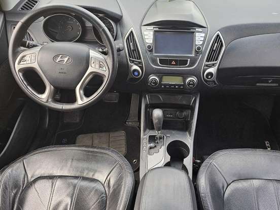 HYUNDAI-IX35-2.0 MPFI GLS 4X2 16V GASOLINA 4P AUTOMÁTICO HYUNDAI-IX35-2010