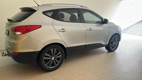 HYUNDAI-IX35-2.0 MPFI GLS 4X2 16V GASOLINA 4P AUTOMÁTICO HYUNDAI-IX35-2010