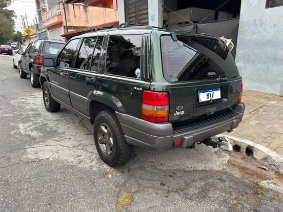 JEEP-GRAND CHEROKEE-4.0 LAREDO 4X4 6I 12V GASOLINA 4P AUTOMÁTICO JEEP-GRAND CHEROKEE-1998