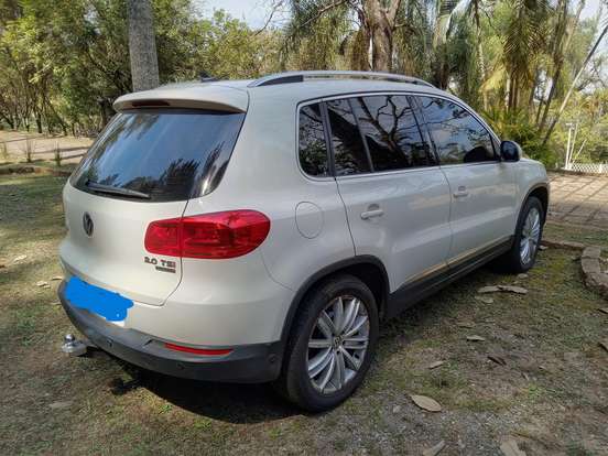 VOLKSWAGEN-TIGUAN-2.0 TSI 16V TURBO GASOLINA 4P TIPTRONIC VOLKSWAGEN-TIGUAN-2011