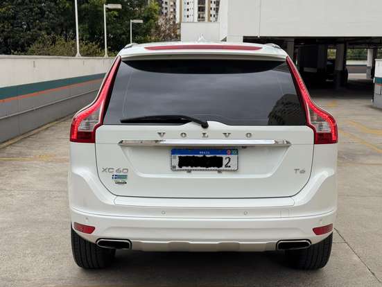 VOLVO-XC60-2.0 T6 INSCRIPTION TURBO GASOLINA 4P AUTOMÁTICO VOLVO-XC60-2015