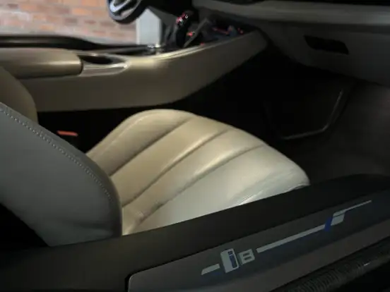 BMW-i8-1.5 12V HYBRID EDRIVE AUTOMÁTICO BMW-i8-2015