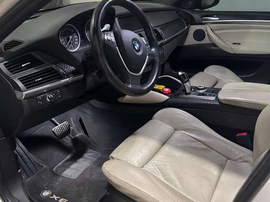 BMW-X6-4.4 50I 4X4 COUPÉ 8 CILINDROS 32V BI-TURBO GASOLINA 4P AUTOMÁTICO BMW-X6-2009