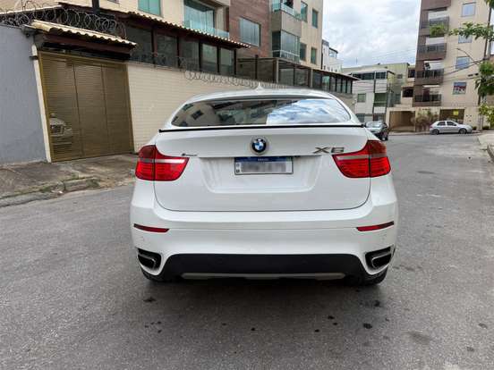 BMW-X6-4.4 50I 4X4 COUPÉ 8 CILINDROS 32V BI-TURBO GASOLINA 4P AUTOMÁTICO BMW-X6-2009