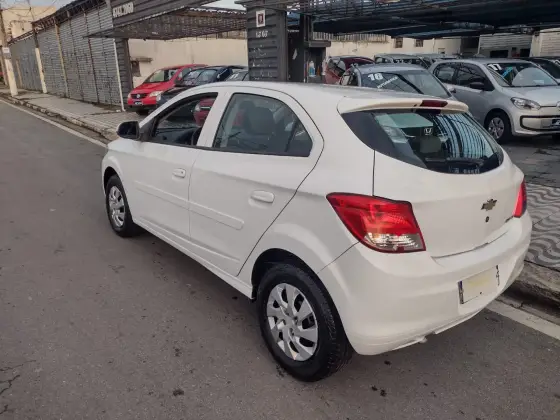 CHEVROLET ONIX 1.0 MPFI LT 8V FLEX 4P MANUAL