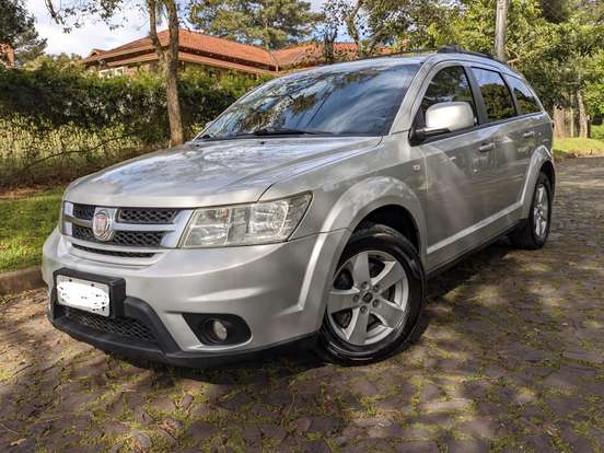FIAT-FREEMONT-2.4 PRECISION 16V GASOLINA 4P AUTOMÁTICO FIAT-FREEMONT-2012