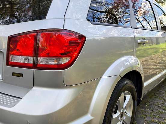 FIAT-FREEMONT-2.4 PRECISION 16V GASOLINA 4P AUTOMÁTICO FIAT-FREEMONT-2012