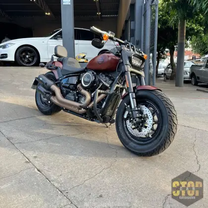 HARLEY-DAVIDSON SOFTAIL FAT BOB 107 