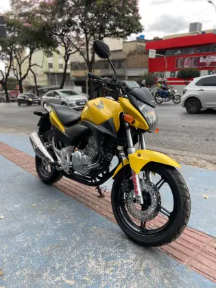 HONDA CB 300R 