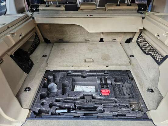 LAND ROVER-DISCOVERY 4-2010