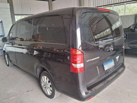 MERCEDES-BENZ-VITO-2017