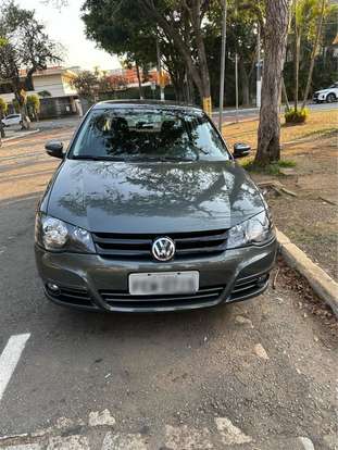 VOLKSWAGEN-GOLF-2012