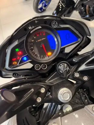 BAJAJ-DOMINAR 200-2024
