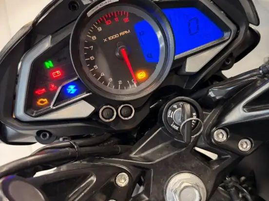 BAJAJ-DOMINAR 200 BAJAJ-DOMINAR 200-2024