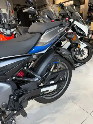 BAJAJ-DOMINAR 200-2024