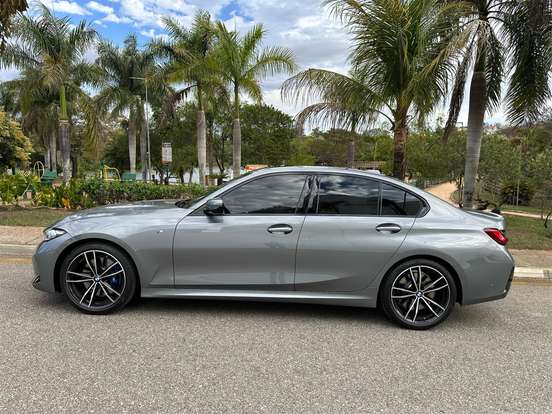 BMW-320i-2.0 16V TURBO FLEX M SPORT AUTOMÁTICO BMW-320i-2024