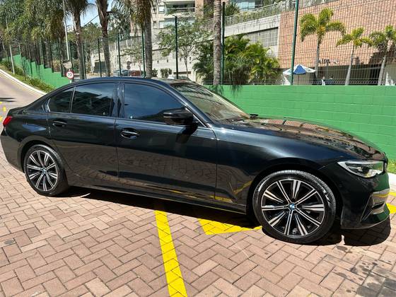 BMW 320i 2.0 16V TURBO GASOLINA GP AUTOMÁTICO