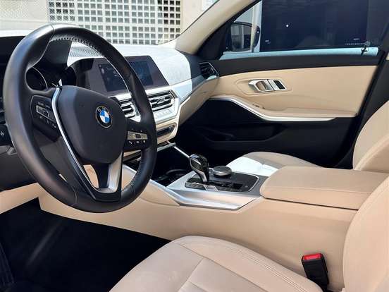 BMW-320i-2.0 16V TURBO GASOLINA GP AUTOMÁTICO BMW-320i-2020