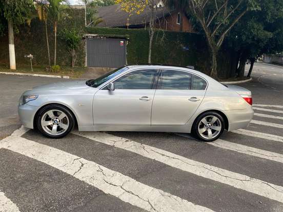 BMW-530i-3.0 SEDAN 24V GASOLINA 4P AUTOMÁTICO BMW-530i-2005