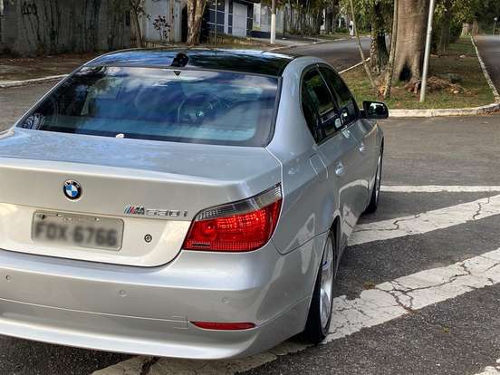 BMW-530i-3.0 SEDAN 24V GASOLINA 4P AUTOMÁTICO BMW-530i-2005