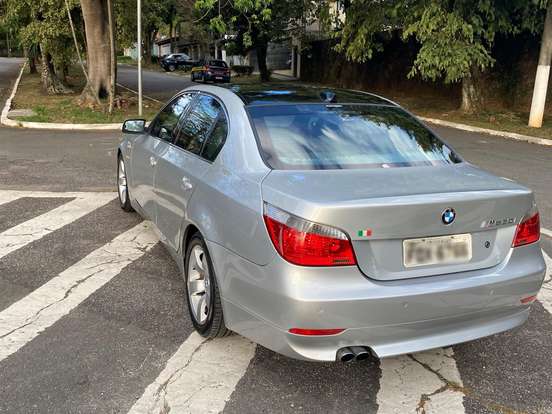BMW-530i-3.0 SEDAN 24V GASOLINA 4P AUTOMÁTICO BMW-530i-2005
