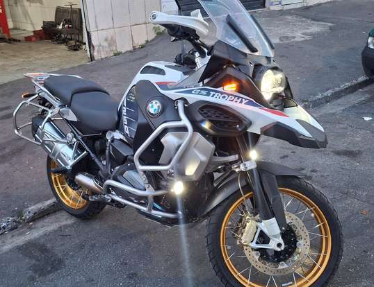 BMW-R 1250 GS ADVENTURE PREMIUM-2024