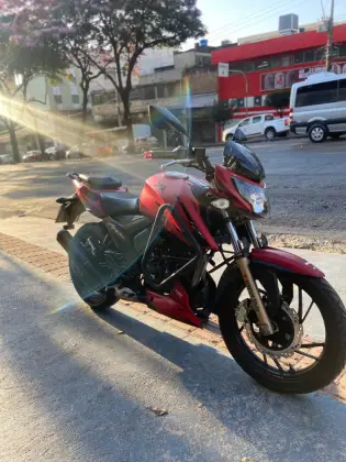 DAFRA APACHE RTR 200 