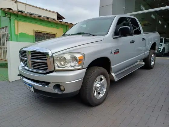 DODGE RAM 6.7 2500 LARAMIE 4X4 CD I6 TURBO DIESEL 4P AUTOMÁTICO