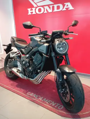 HONDA CB 650R E-CLUTCH 