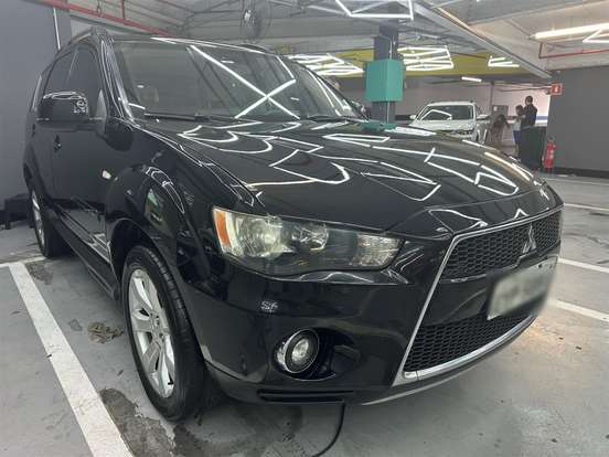 MITSUBISHI-OUTLANDER-3.0 GT 4X4 V6 24V GASOLINA 4P AUTOMÁTICO MITSUBISHI-OUTLANDER-2011