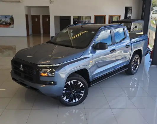 MITSUBISHI TRITON 2.4 BITURBO DIESEL CD TARMAC 4X2 AUTOMÁTICO MITSUBISHI TRITON 2.4 BITURBO DIESEL CD TARMAC 4X2 AUTOMÁTICO