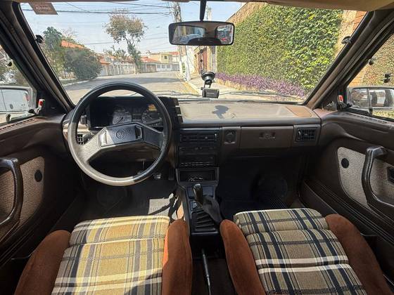 VOLKSWAGEN VOYAGE 1.6 GL 8V GASOLINA 2P MANUAL