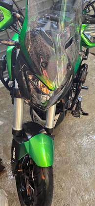 BAJAJ DOMINAR 400 