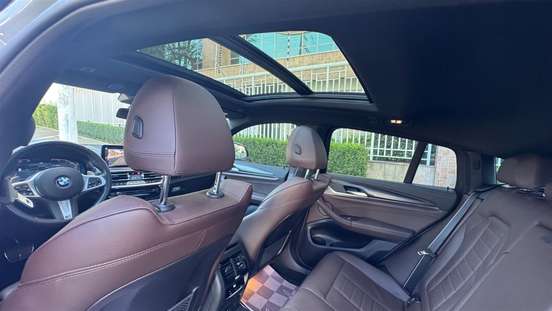BMW-X4-2023