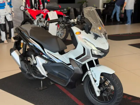 HONDA ADV 