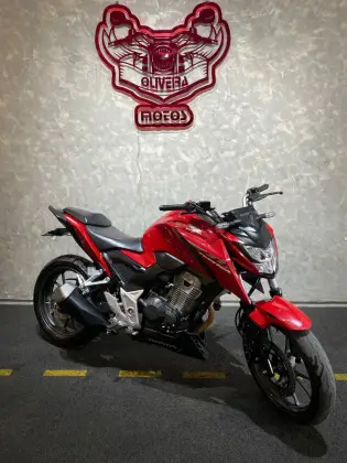 HONDA CB 300F TWISTER CBS 